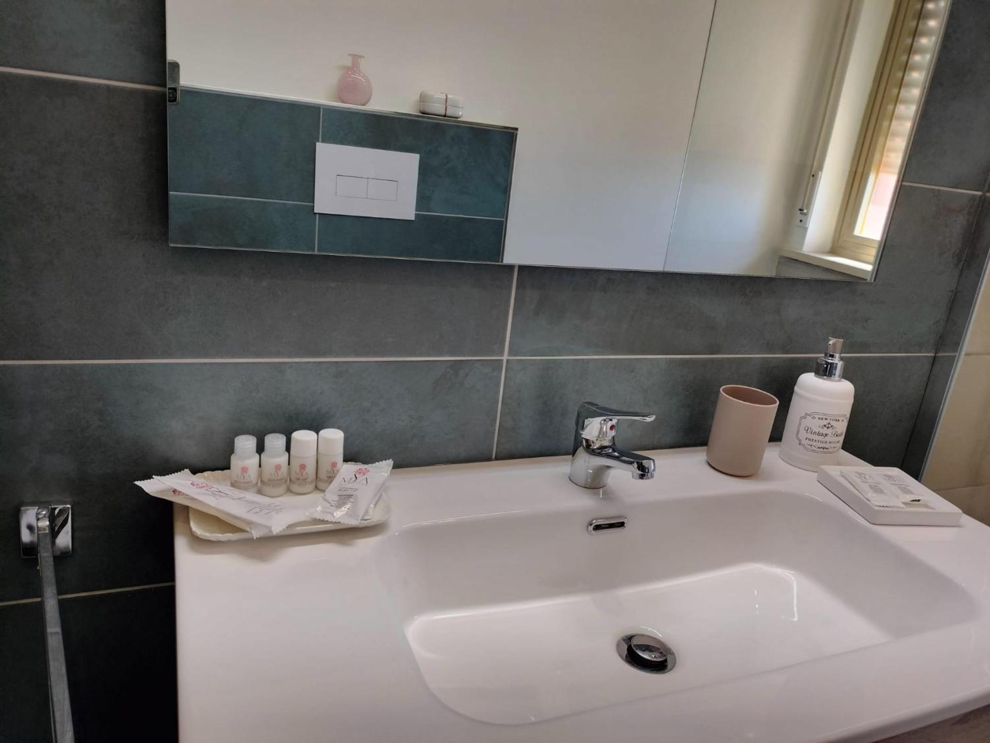 D&P Suites 1 サレーミ 部屋 写真